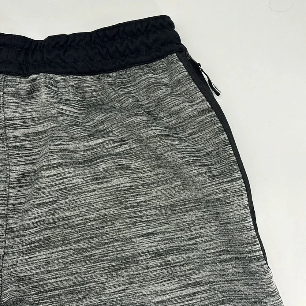 UEC Bike men’s gray shorts size large